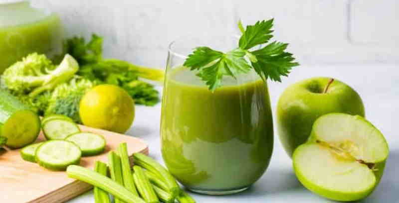 Qué contiene y cuándo beber jugo verde para bajar de peso